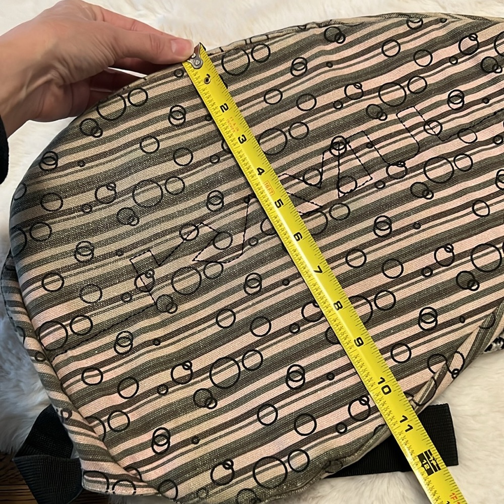 KAVU adjustable Rope Sling Bag with compartments stripes and circles print - Picture 8 of 15